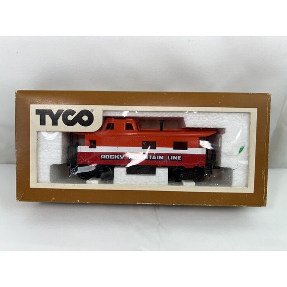 VINTAGE TYCO HO SCALE TRAIN 3 Box Cars & Button Horn Untested Good Shape - Picture 2 of 8